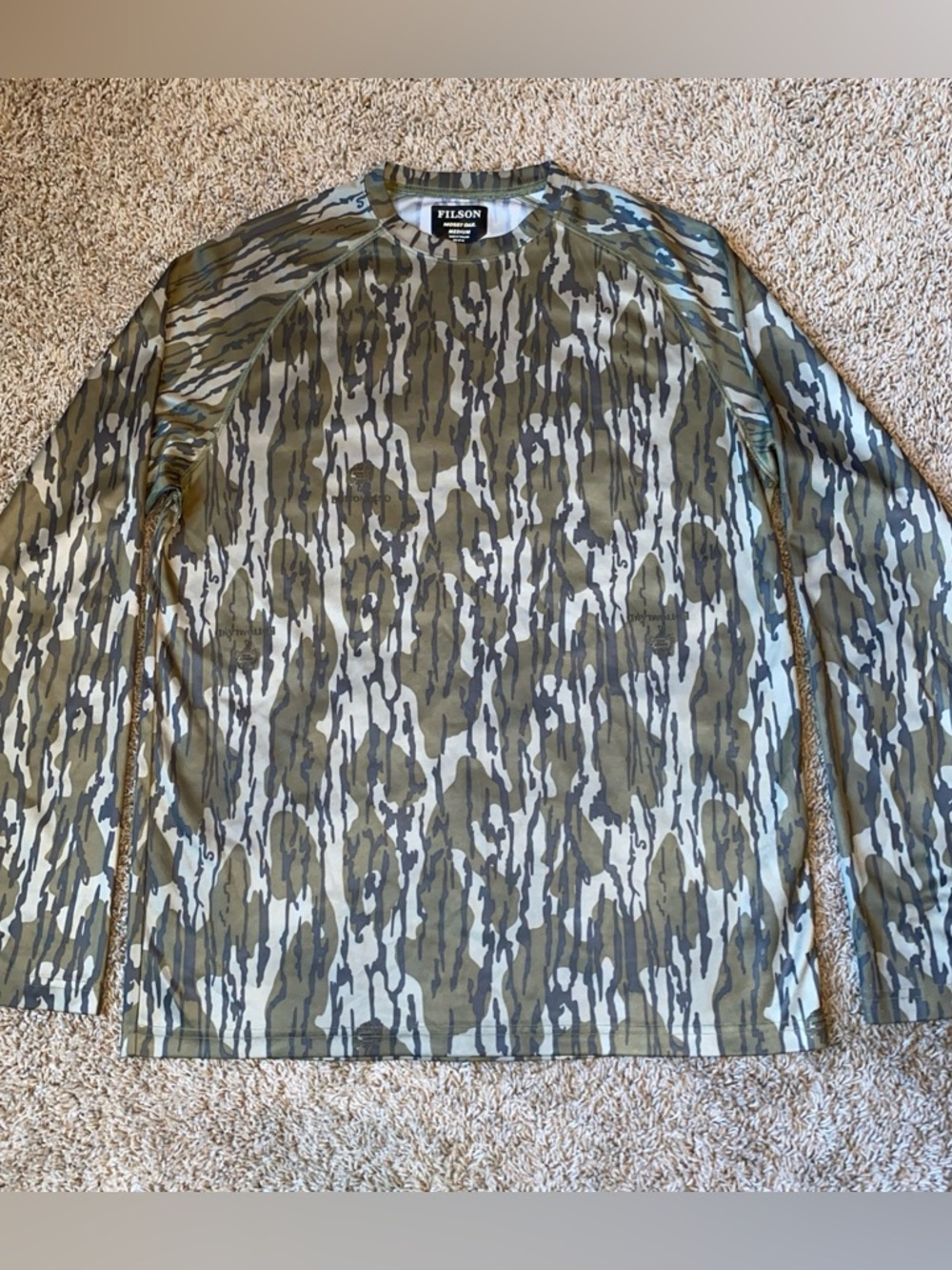 Filson Mossy Oak Barrier Long Sleeve Bottomland Camo Shirt Mens M Green Hunting